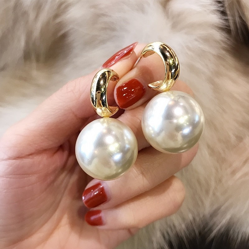 Contracted Heart Pearl Earrings For Women
