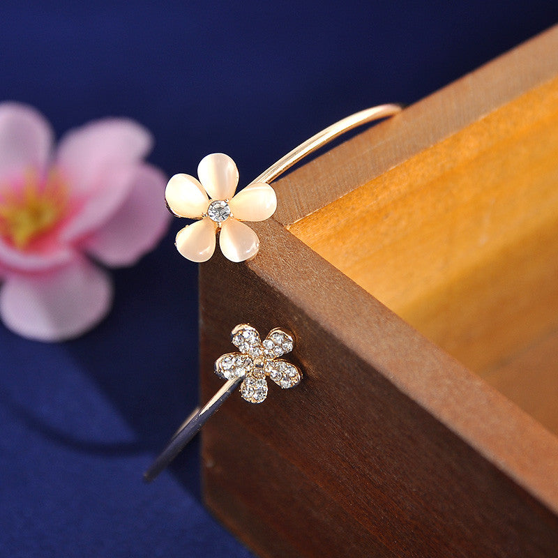 New Women Bracelet