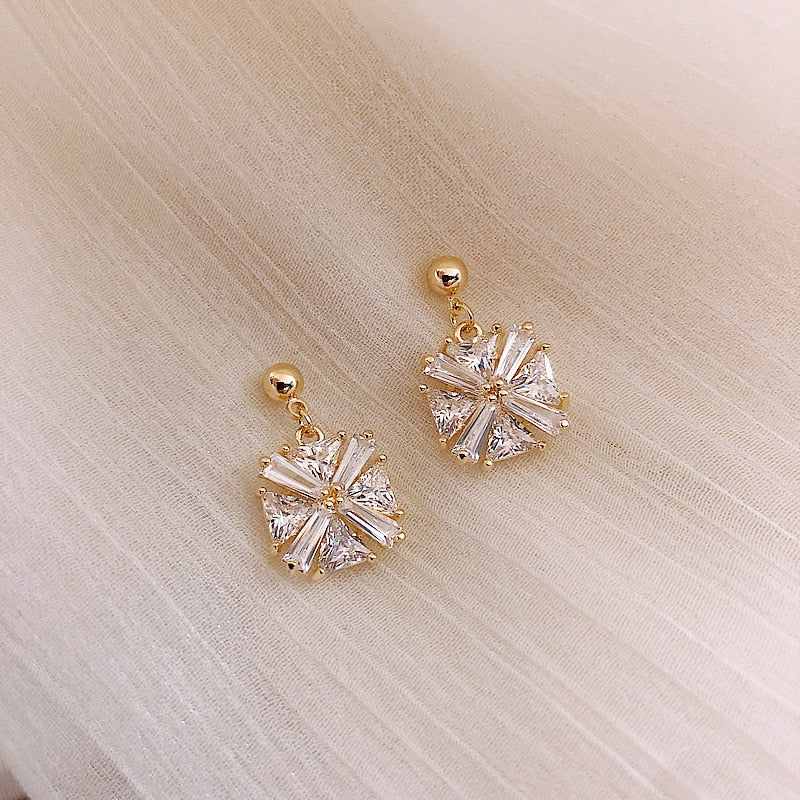 Crystal Square Women Dangle Earrings - Shopeasywear