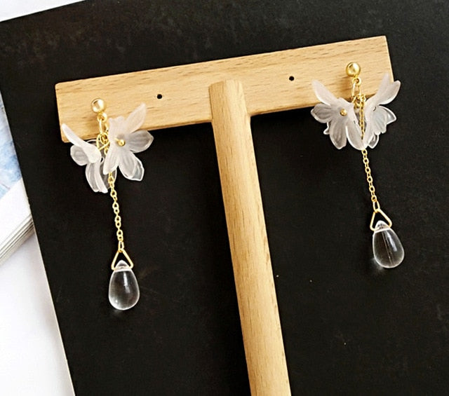 Fashion Trendy earrings flowers stud earrings for women Vintage creative temperament contracted woman stud earrings fine jewelry - Shopeasywear