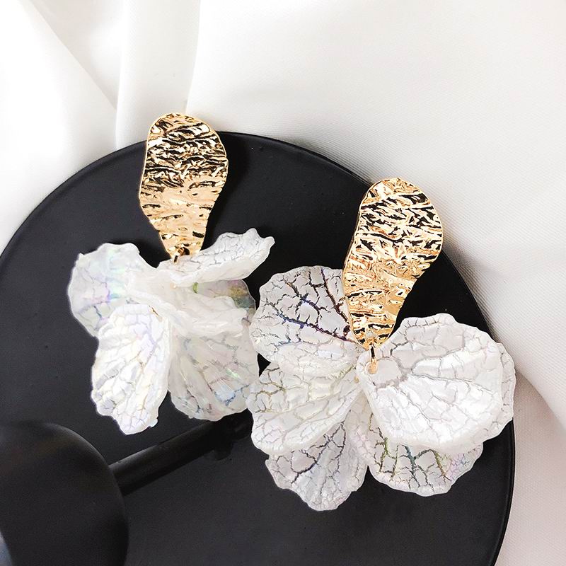 Flower Petal Drop Earrings - Shopeasywear