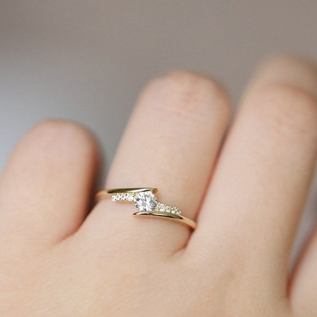 Cubic Zirconia Wedding Ring - Shopeasywear