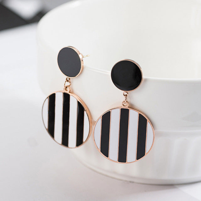 2020 New Fashion Stud Earrings For Women