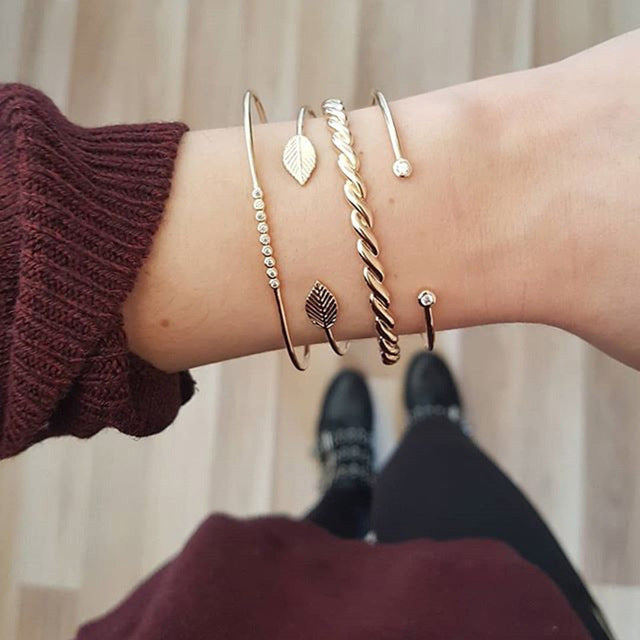 Metal Bracelet Set for Women