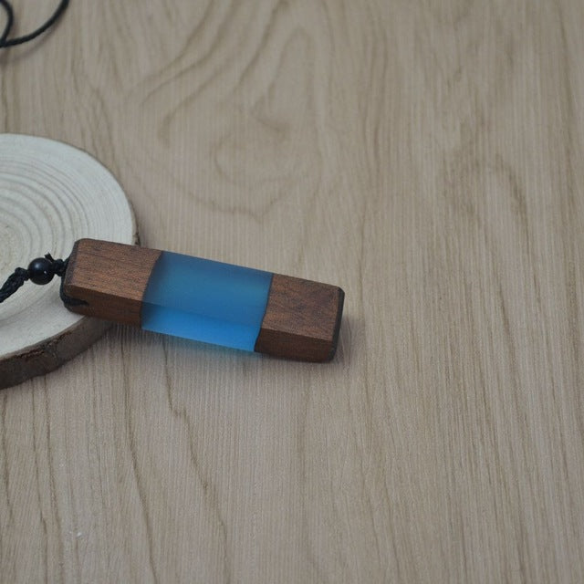 Vintage men & woman fashionable wood pendant necklace, woven rope